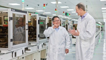 苹果COO到访歌尔股份,姜滨:苹果供应链中声学产品最全,AI时代要有更多创新