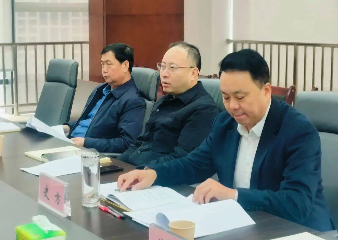 陕西新华出版传媒集团领导到未来出版社调研座谈