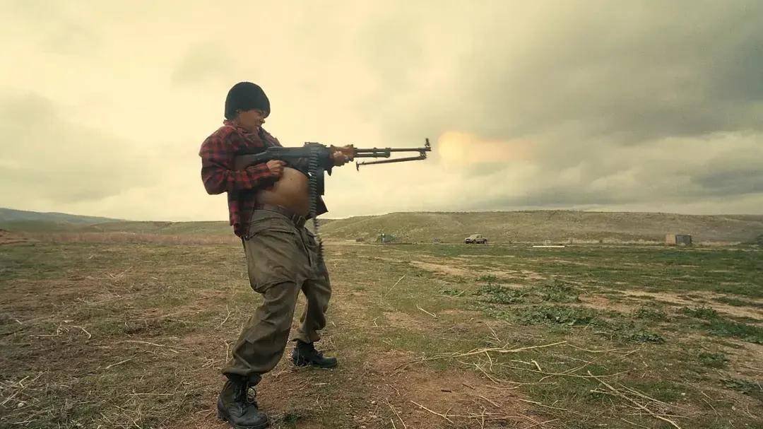 票房不济却成奥斯卡第一热门…小李子的新作《一战再战》值不值得超高评价?