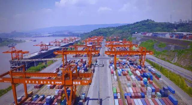 一带一路先生杜小东:在推进共建“一带一路”中发挥带动作用